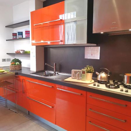 Bnbook Trilo Mind Rho Trilocale Con 2 Camere E 2 Bagni المظهر الخارجي الصورة
