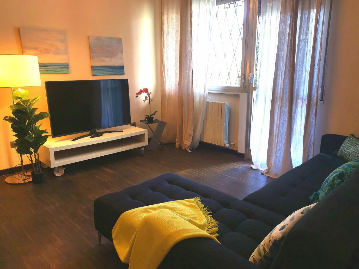 Bnbook Trilo Mind Rho Trilocale Con 2 Camere E 2 Bagni المظهر الخارجي الصورة