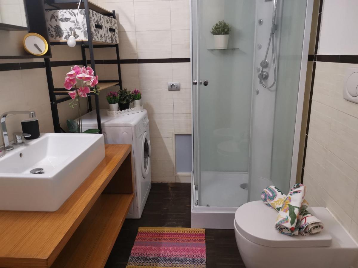 Bnbook Trilo Mind Rho Trilocale Con 2 Camere E 2 Bagni المظهر الخارجي الصورة