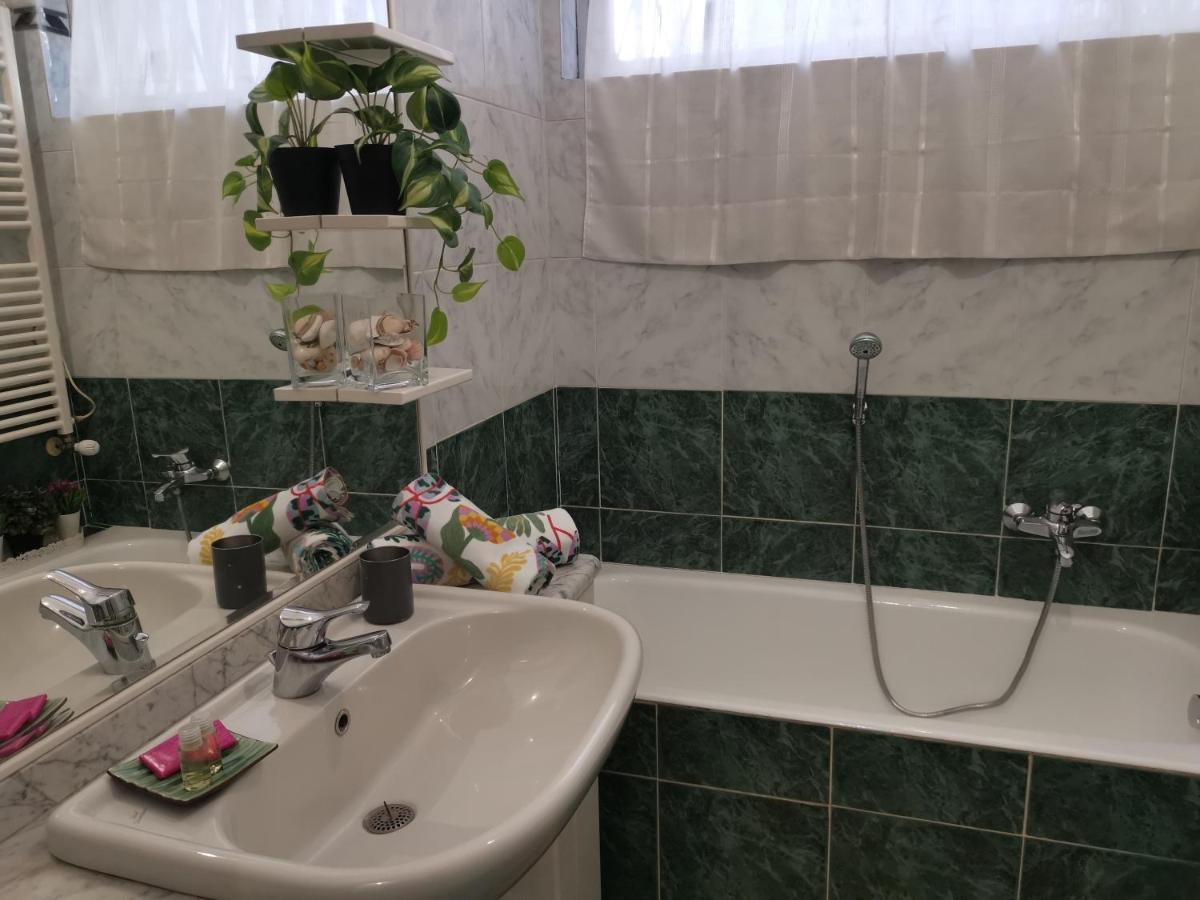 Bnbook Trilo Mind Rho Trilocale Con 2 Camere E 2 Bagni المظهر الخارجي الصورة